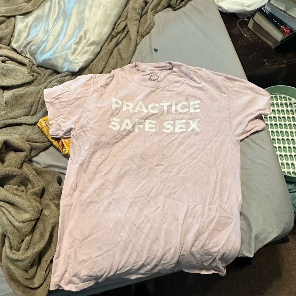 Danny Duncan T-shirt size medium